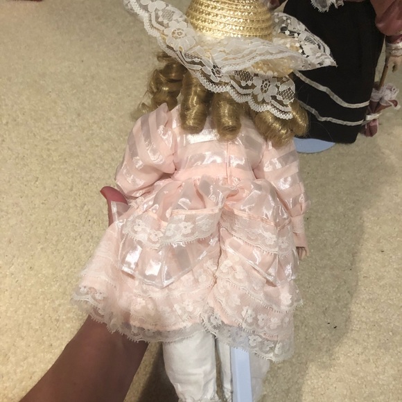 Porcelain Dolls, Dolls - Picture 6 of 12